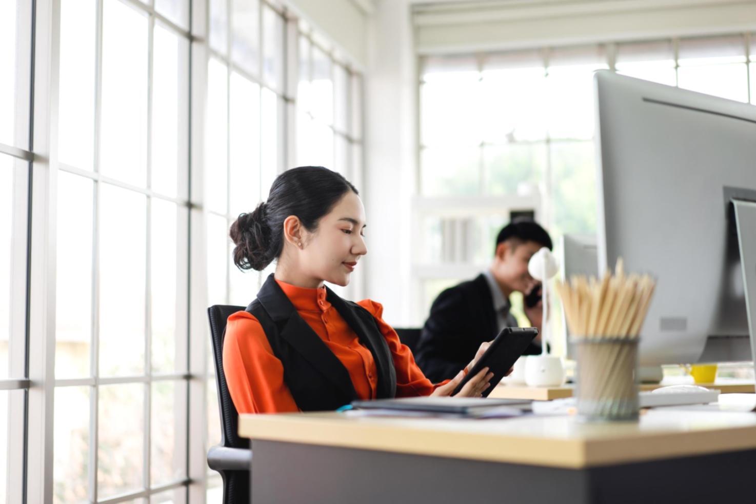 Code review interface showing instructor feedback on SEO implementation